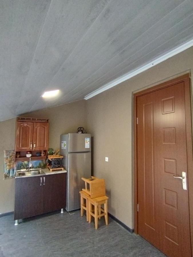 Lika'S Sweet House Apartment Katskhi Екстериор снимка